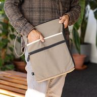 Grande pochette pour ordinateur portable en toile – Olive