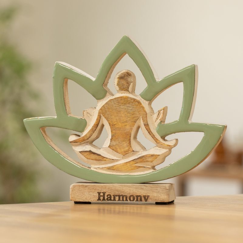 Statuette Yoga en Bois – Fleur de Lotus – Sauge – Harmonie