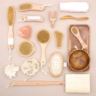 Pierre ponce de gommage et brosse