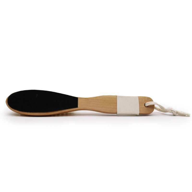 Lime pied avec brosse