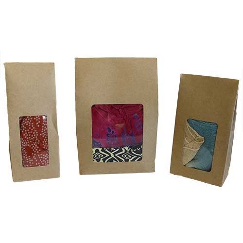 Larges boîtes avec fenêtre - 24x16x8cm