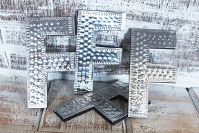 Petites Lettres en Aluminium – F