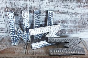 Petites Lettres en Aluminium - W