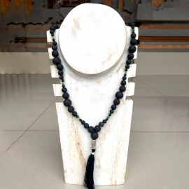 Collier Essence du Volcan - Énergie d\'ancrage