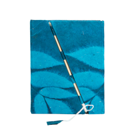 Carnet Moyen Lokta en Papier Bold Floral avec Fermeture Bambou – Bleu Nuit