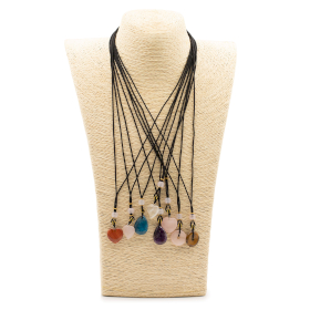 8x Colliers Cordon avec Pendentifs en Pierre – Collection Cœurs (assortie)