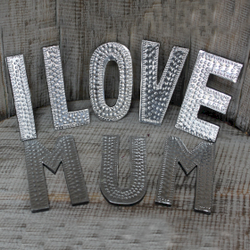 8x Petites Lettres Aluminium - I LOVE MUM