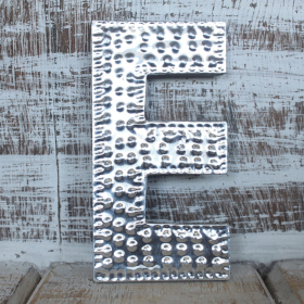 4x Petites Lettres en Aluminium – E