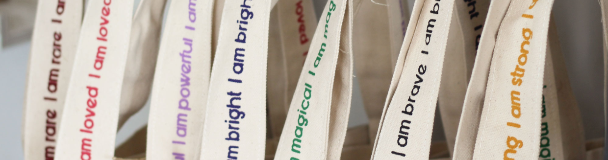 Que sont les Affirmations et Comment fonctionnent-elles ? Votre Guide pour Vendre des Produits de Pleine Conscience